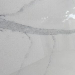 WHITE STATUARY